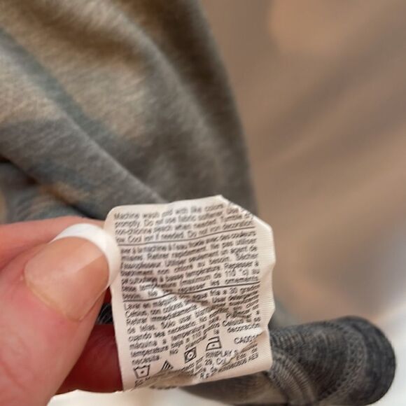 Champion Powertrain Short Sleeve T-shirt. Size XL. - Picture 9 of 9